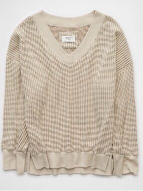 American Eagle Outfitters Beige Waffle V-Neck
